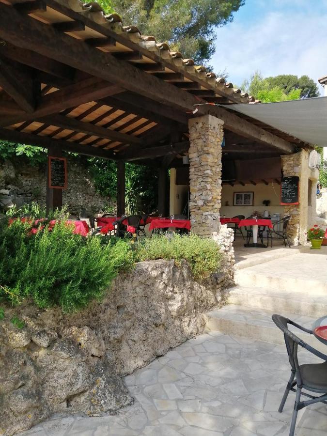 Auberge La Folie ソセ・レ・パン エクステリア 写真
